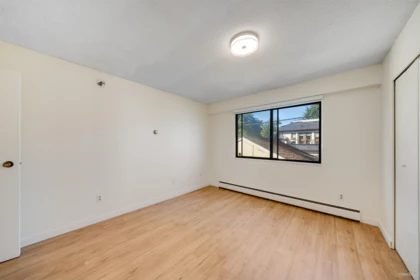 Laundry Room Photo of 4565 W 9th Avenue, Vancouver, BC