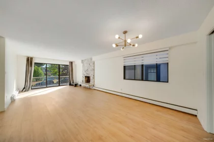 4565 W 9th Avenue, Vancouver, BC, Vancouver — Single Family Residence for sale