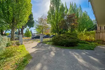 Outdoor Deck Photo of 4565 W 9th Avenue, Vancouver, BC