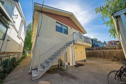 Outdoor Patio Photo of 4565 W 9th Avenue, Vancouver, BC