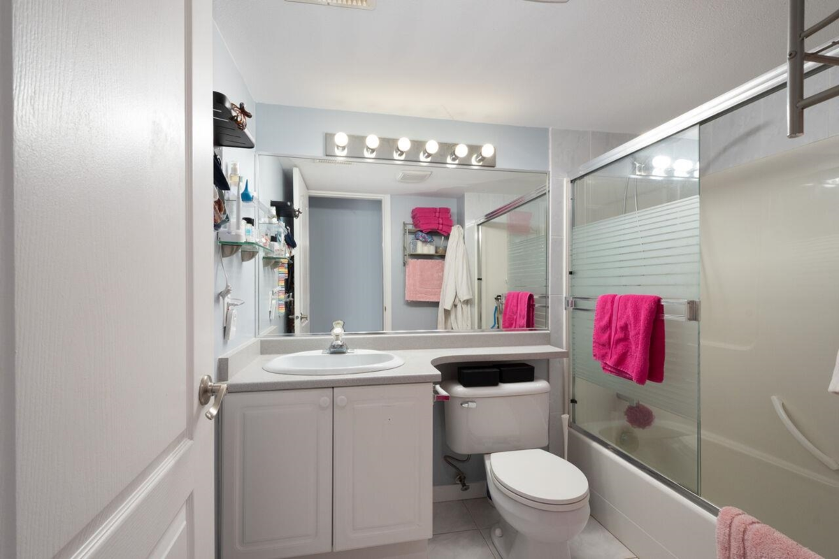 Community Amenities Photo (Clubhouse) of 51 Wilkes Creek Drive, Port Moody, BC