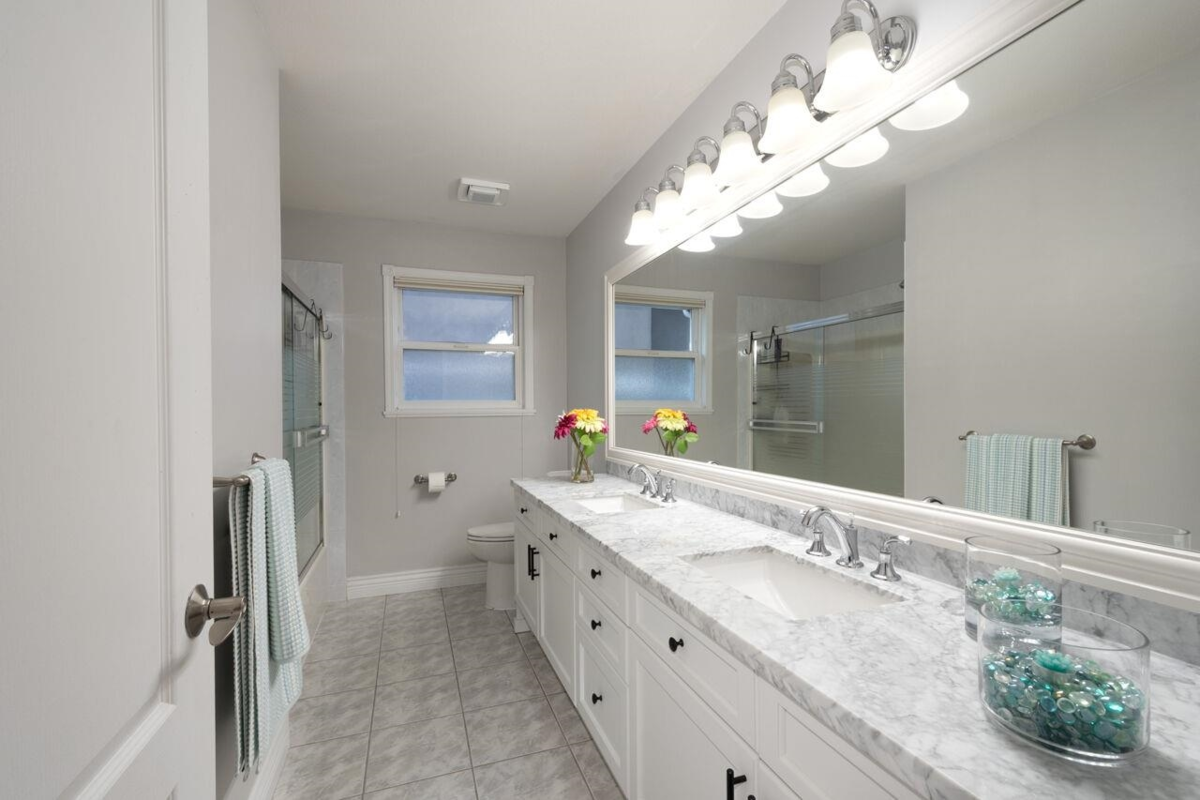 Outdoor Deck Photo of 51 Wilkes Creek Drive, Port Moody, BC