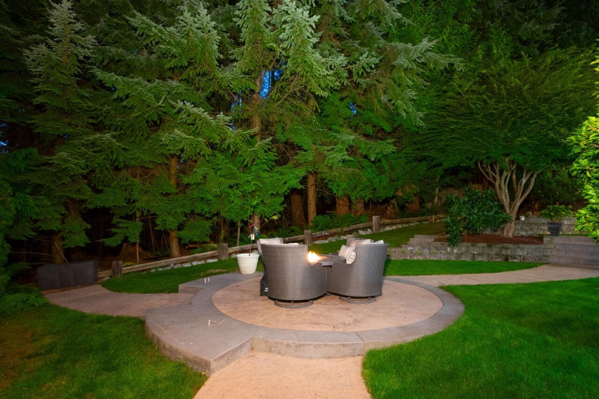 Swimming Pool Photo of 51 Wilkes Creek Drive, Port Moody, BC