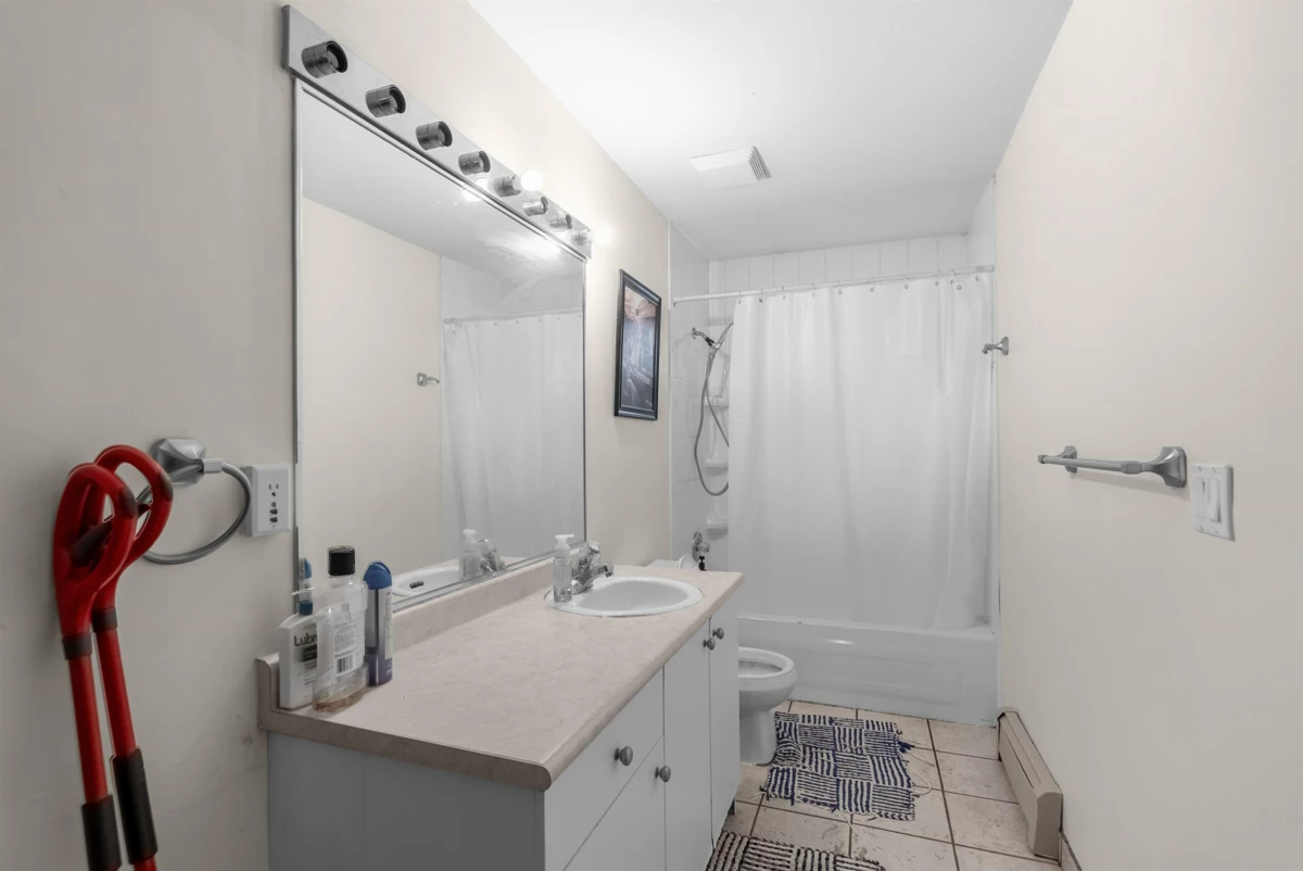 Outdoor Patio Photo of 14075 110a Avenue, Surrey, BC