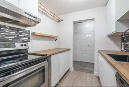 105 9584 Manchester Drive, Burnaby, BC, Burnaby — Apartment/Condo for sale