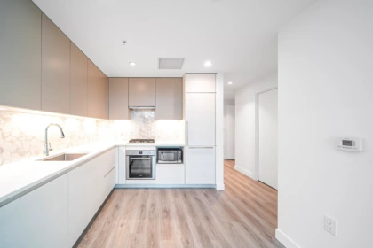 602 8181 Chester Street, Vancouver, BC, Vancouver — Apartment/Condo for sale