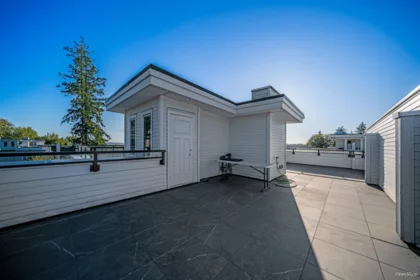 Entry Foyer Photo of 216 2277 Oak Meadows Drive, Surrey, BC