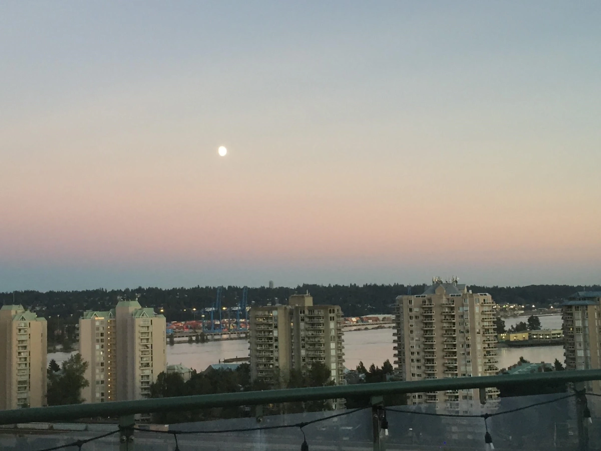 Exterior Front Photo of 1105 1026 Queens Avenue, New Westminster, BC