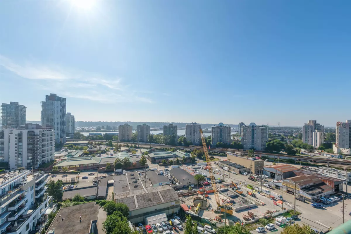 Kitchen Photo of 1105 1026 Queens Avenue, New Westminster, BC