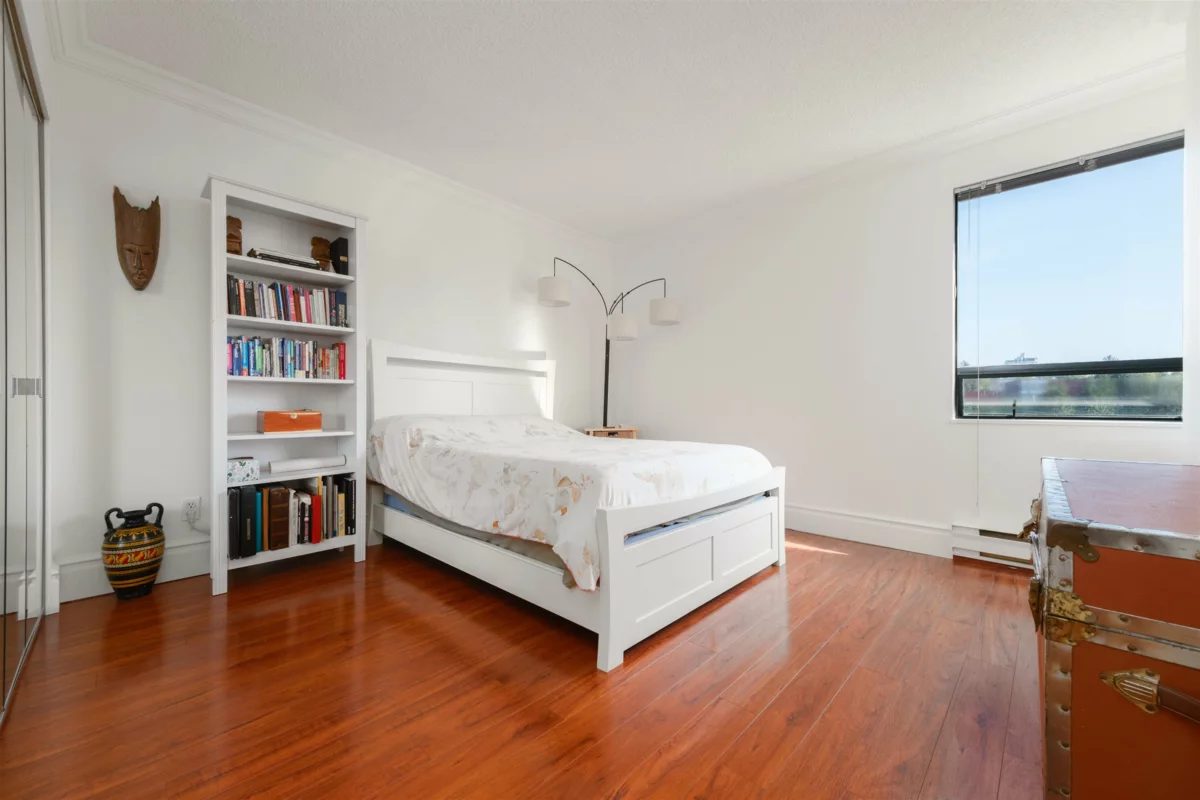 Primary Bathroom Photo of 1105 1026 Queens Avenue, New Westminster, BC