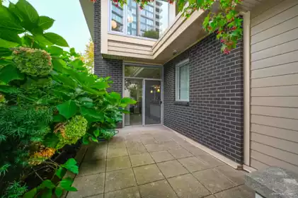 Front Yard Photo of 4923 Dawson Street, Burnaby, BC