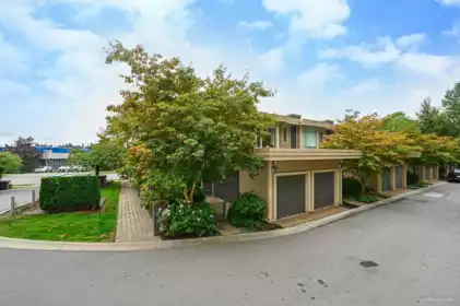 4923 Dawson Street, Burnaby, BC, Burnaby — Townhouse for sale
