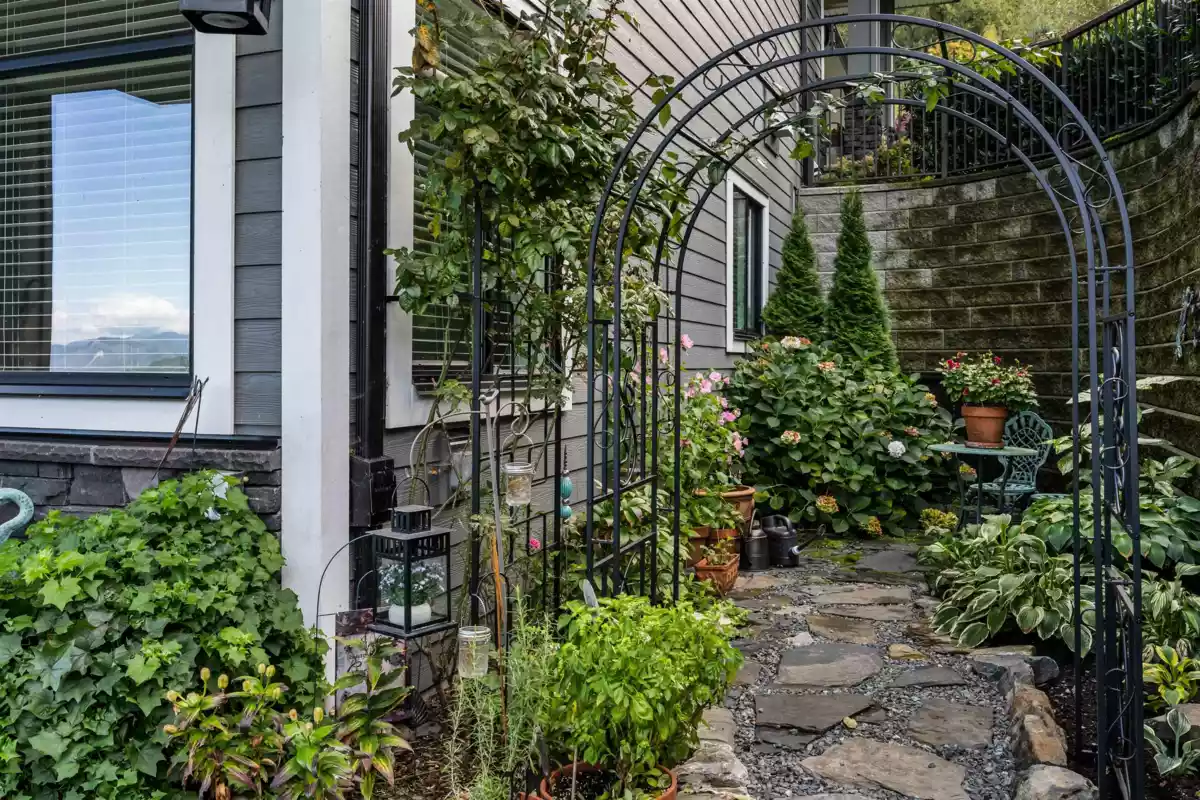 Fitness Center Photo Near 129 51096 Falls Court, Chilliwack, BC