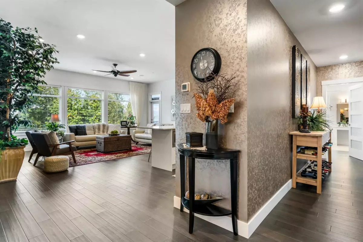 Walk-In Closet Photo of 129 51096 Falls Court, Chilliwack, BC