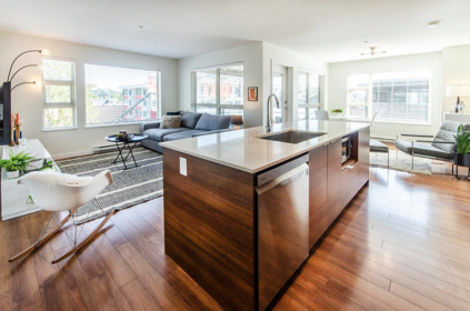409 1679 Lloyd Street, North Vancouver, BC, North Vancouver — Apartment/Condo for sale