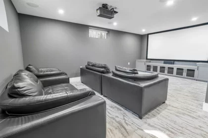 Basement Recreation Room Photo of 8159 11th Avenue, Burnaby, BC