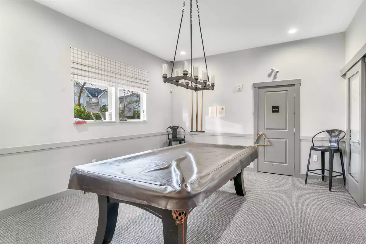 Hallway Photo of 305 31158 Westridge Place, Abbotsford, BC