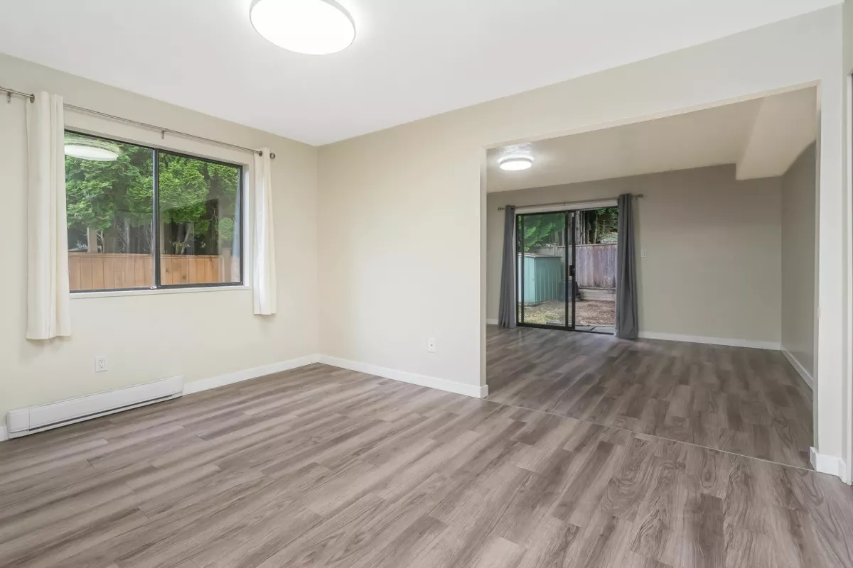 Hallway Photo of 6601 134 Street, Surrey, BC