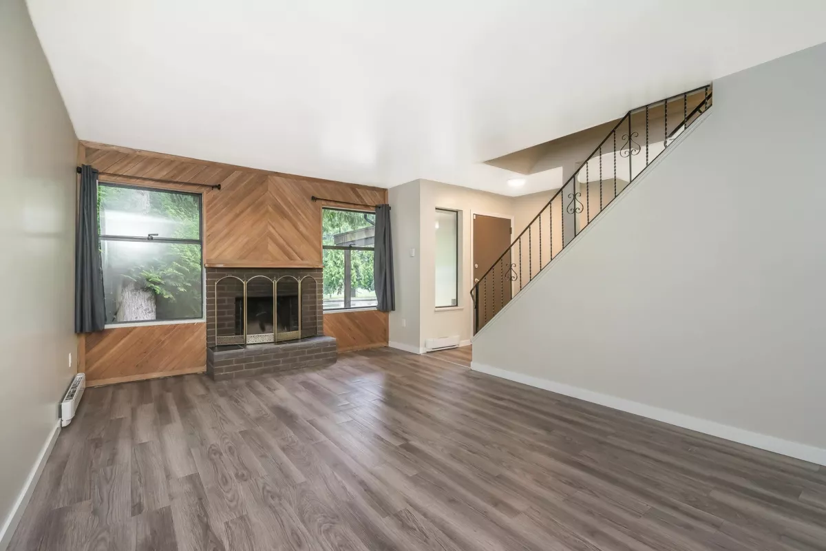 Laundry Room Photo of 6601 134 Street, Surrey, BC