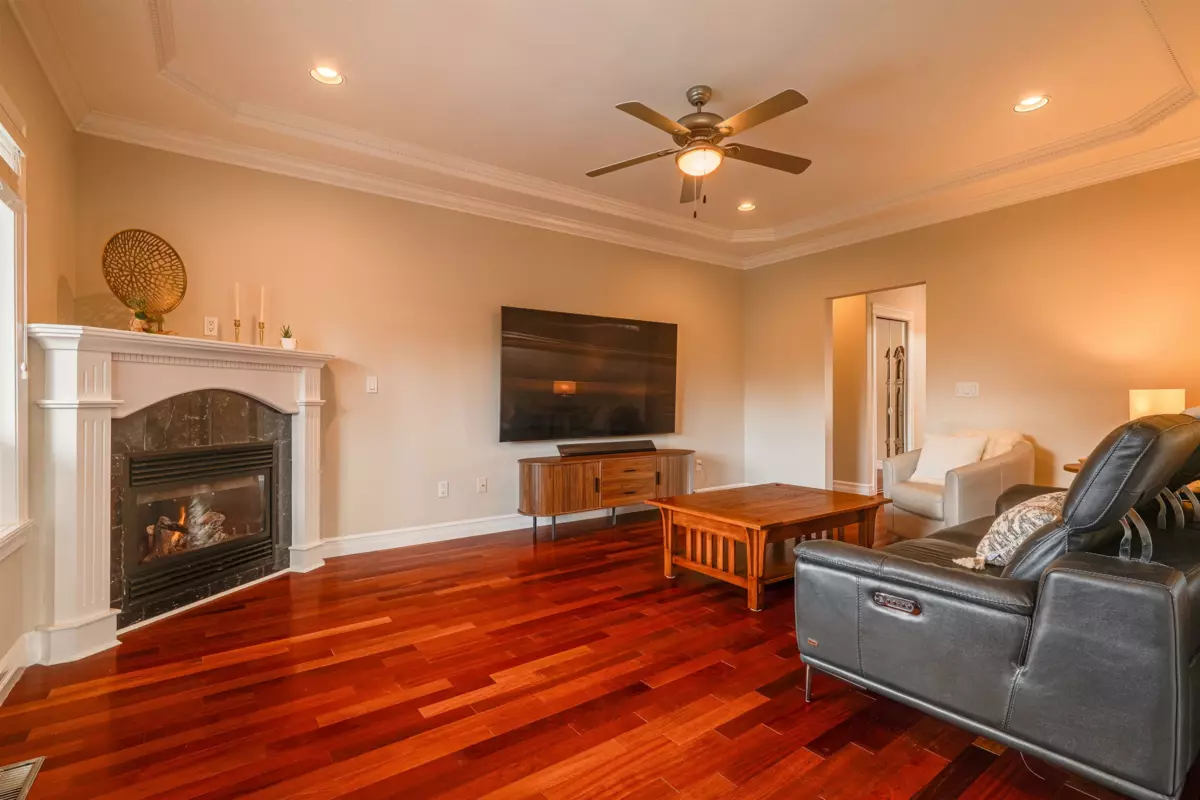 Bedroom 3 Photo of 16453 61 Avenue, Surrey, BC