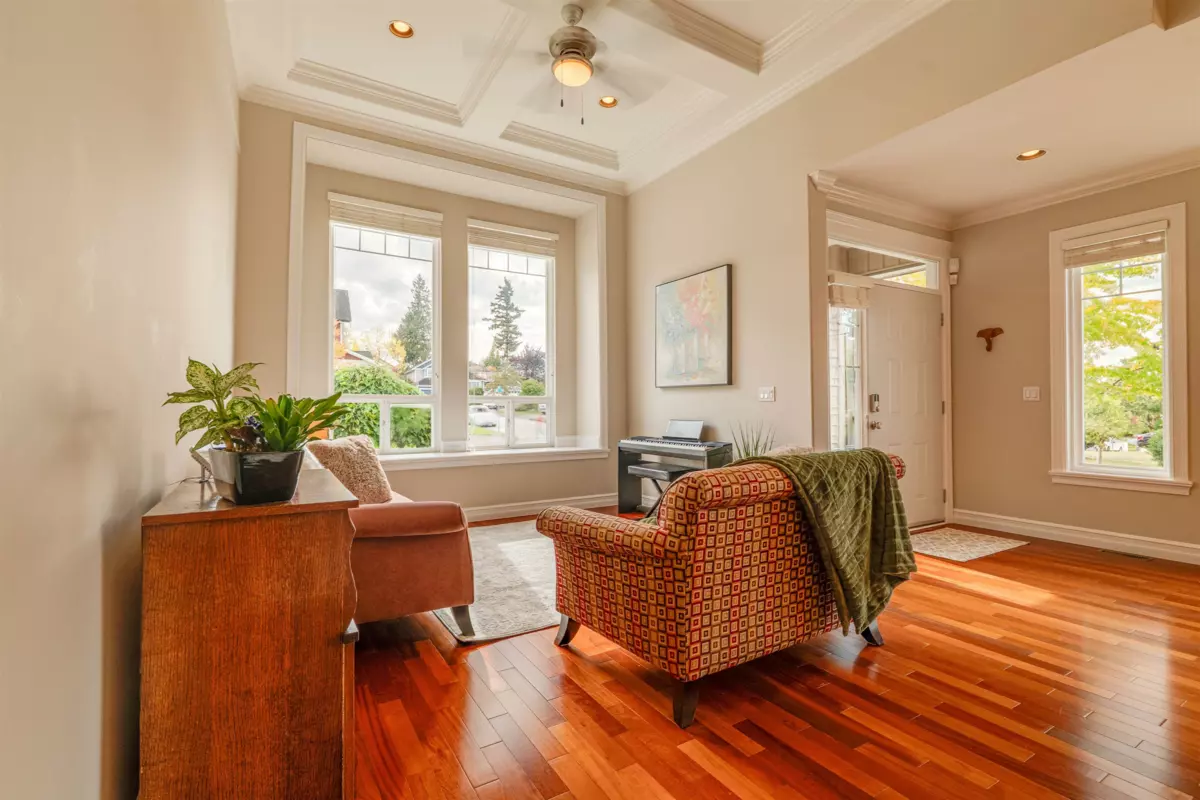 Family Room Photo of 16453 61 Avenue, Surrey, BC