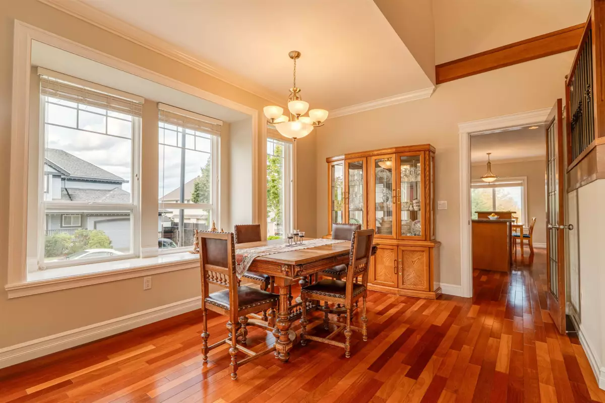 Kitchen Photo of 16453 61 Avenue, Surrey, BC