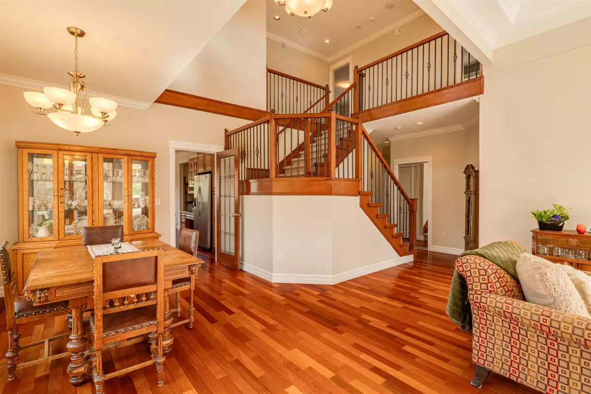 Living Room Photo of 16453 61 Avenue, Surrey, BC