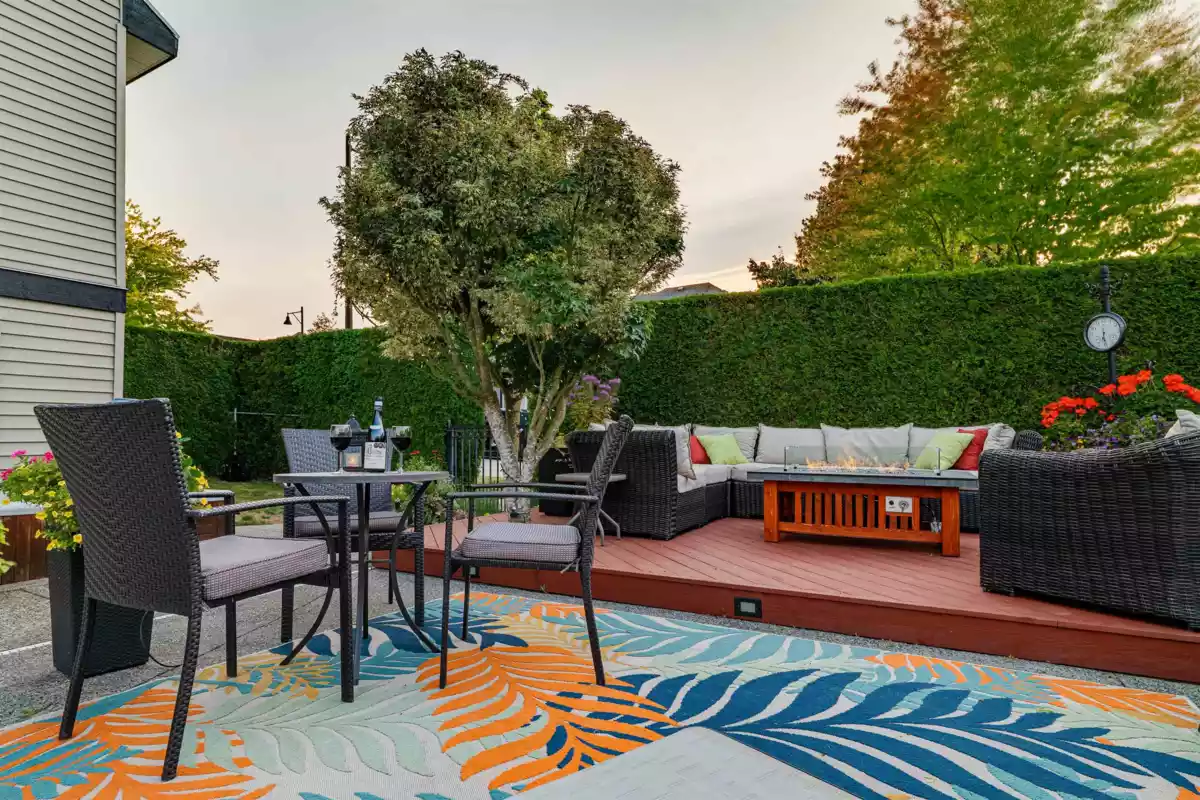 Outdoor Kitchen Photo of 16453 61 Avenue, Surrey, BC