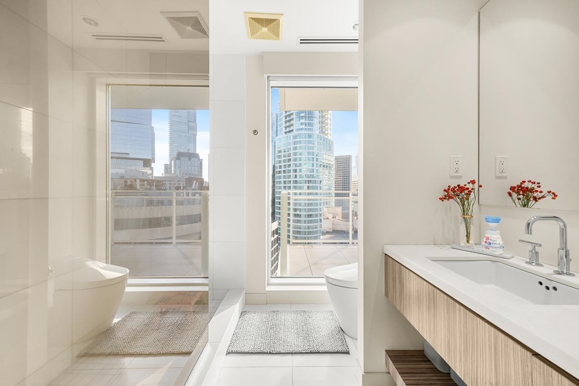 Bedroom 3 Photo of 2101 1139 W Cordova Street, Vancouver, BC