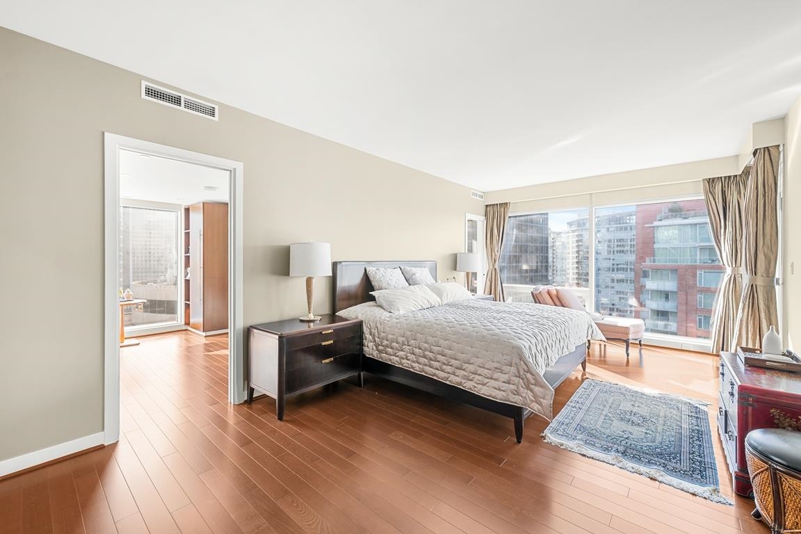 Breakfast Nook Photo of 2101 1139 W Cordova Street, Vancouver, BC