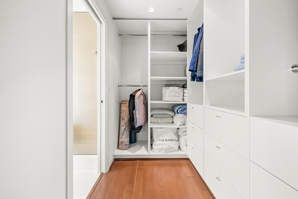 Guest Bathroom Photo of 2101 1139 W Cordova Street, Vancouver, BC