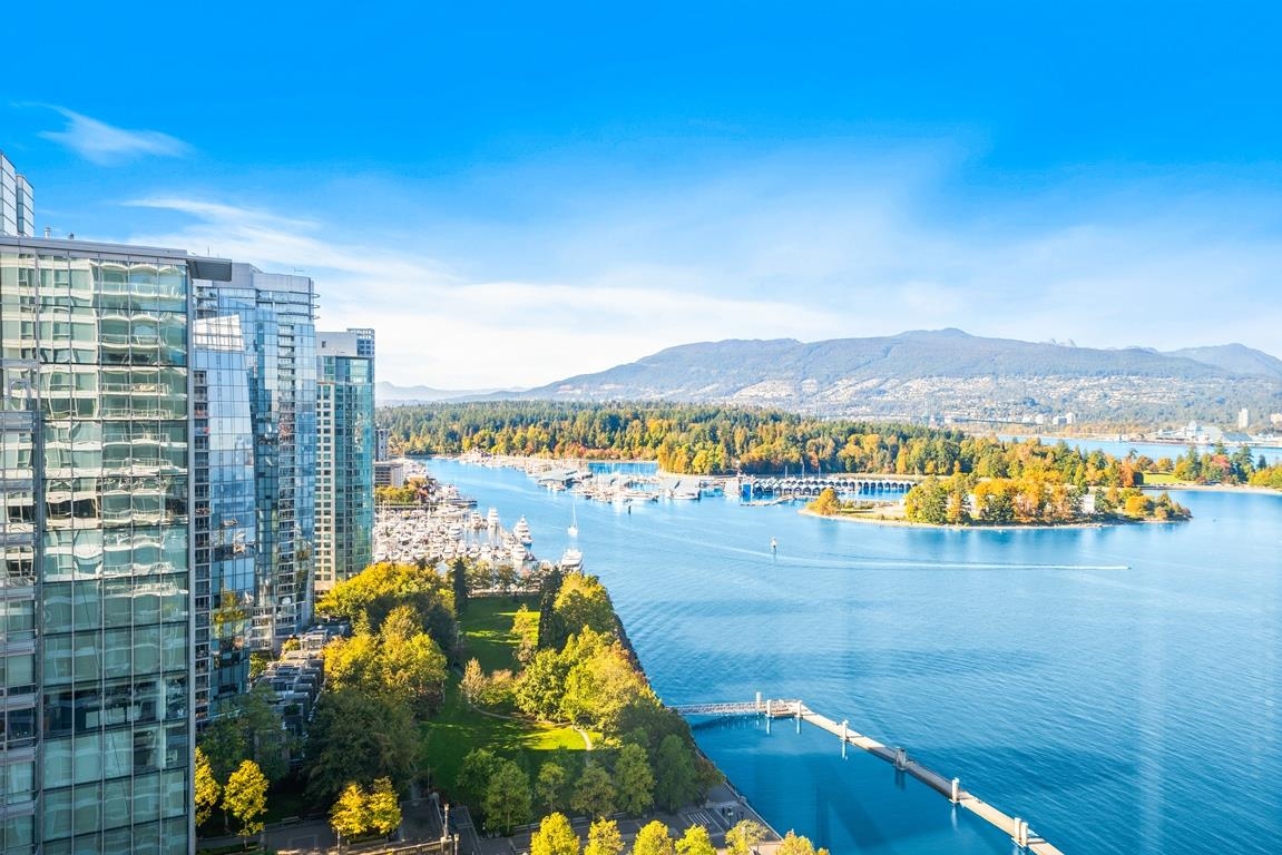 Loft / Bonus Room Photo of 2101 1139 W Cordova Street, Vancouver, BC
