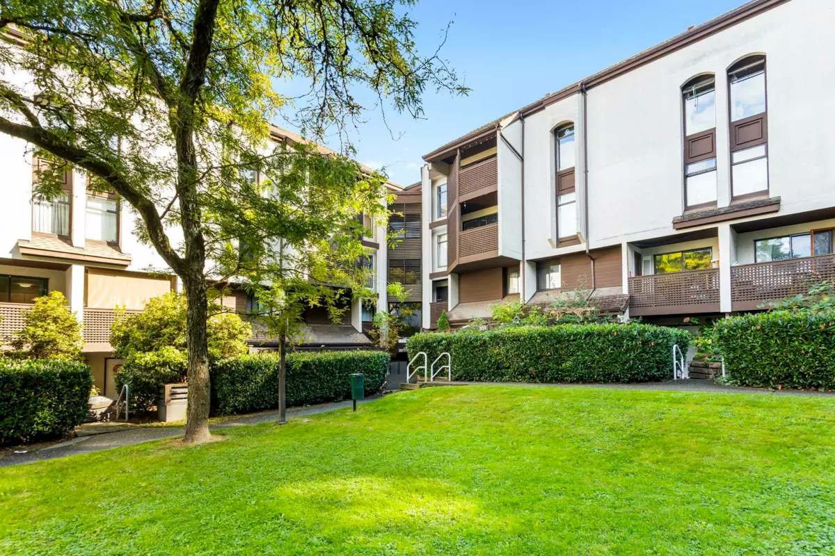 Exterior Front Photo of 6 340 Ginger Drive, New Westminster, BC