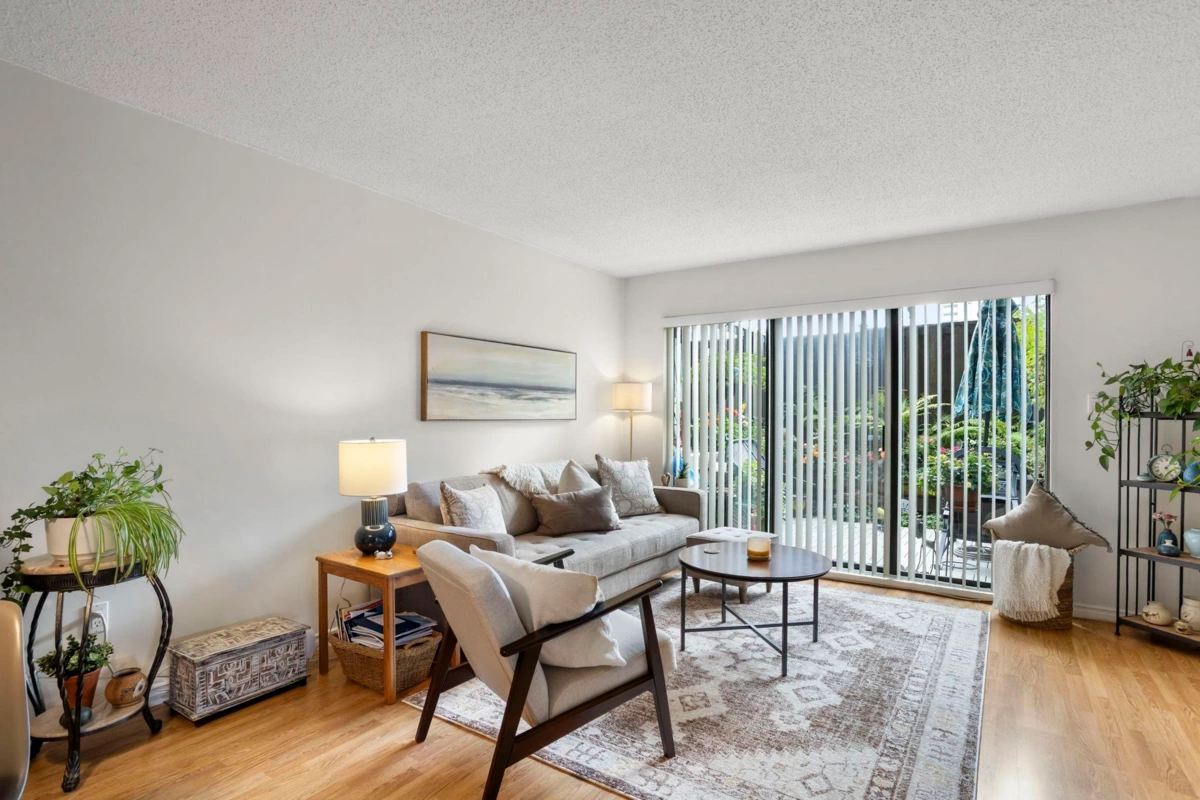 Kitchen Photo of 6 340 Ginger Drive, New Westminster, BC