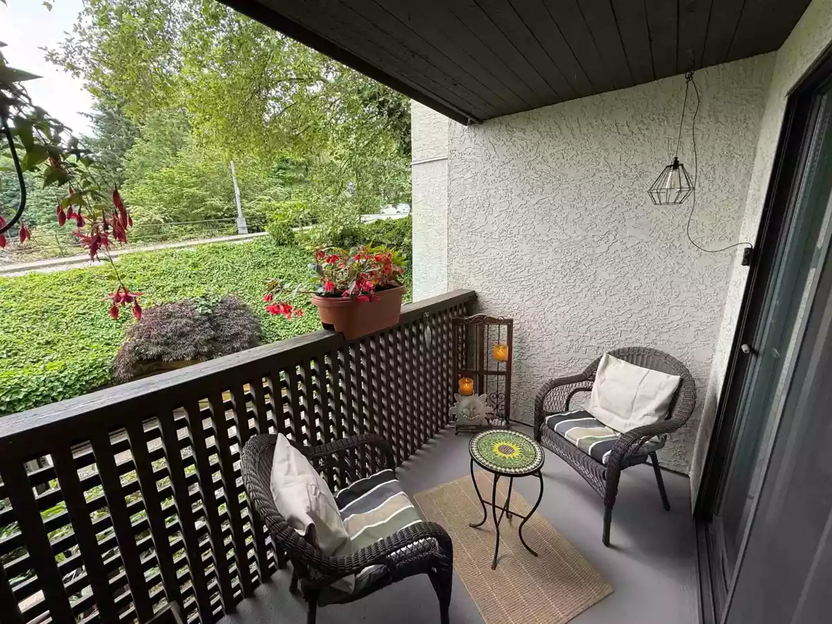 Staircase Photo of 6 340 Ginger Drive, New Westminster, BC