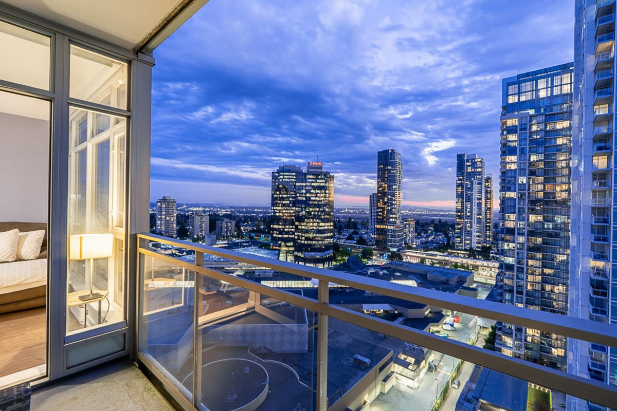 Bedroom 4 Photo of 2910 4688 Kingsway, Burnaby, BC