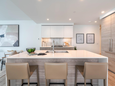 3004 680 Quayside Drive, New Westminster, BC, New Westminster — Apartment/Condo for sale