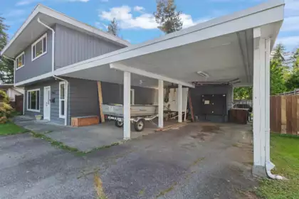 11867 Hawthorne Street, Maple Ridge, BC, Maple Ridge — Single Family Residence for sale