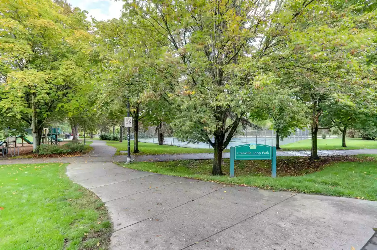 Basement Recreation Room Photo of 305 1365 W 4th Avenue, Vancouver, BC