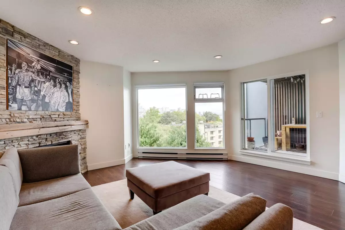 Exterior Rear Photo of 305 1365 W 4th Avenue, Vancouver, BC