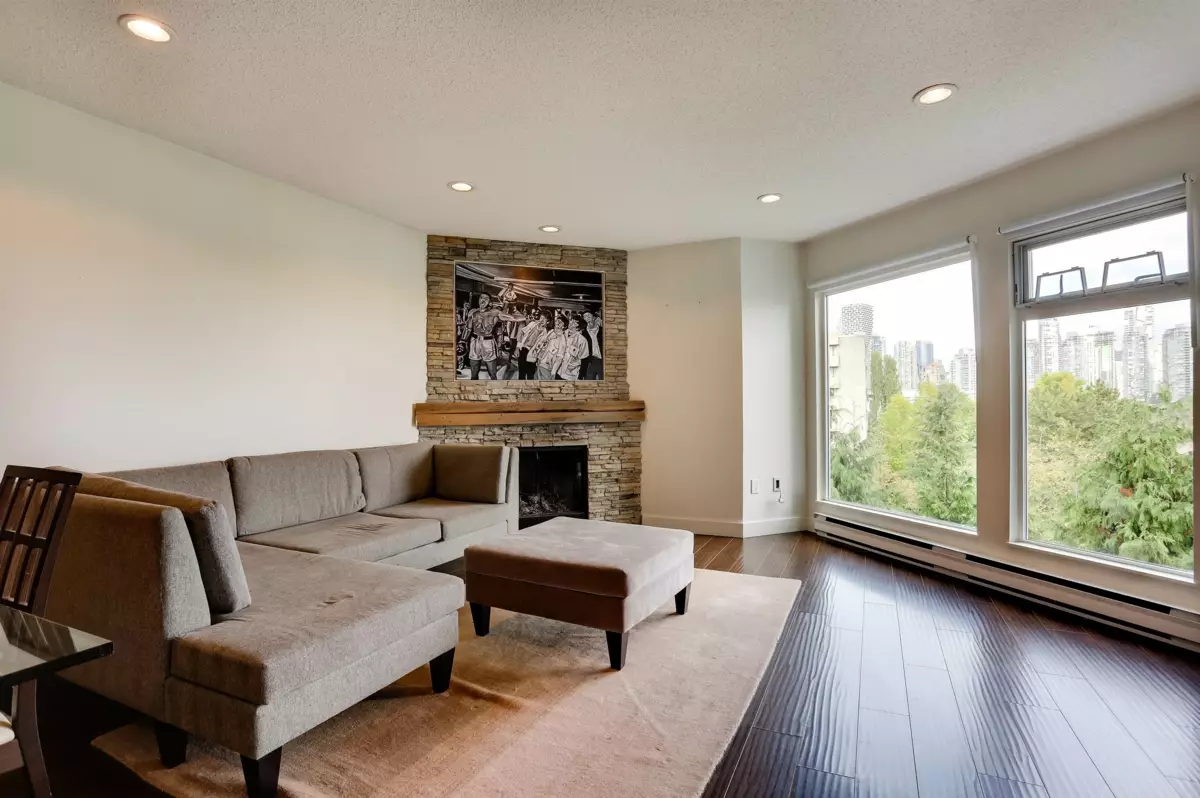 Family Room Photo of 305 1365 W 4th Avenue, Vancouver, BC