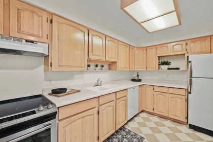 Breakfast Nook Photo of 308 1154 Westwood Street, Coquitlam, BC
