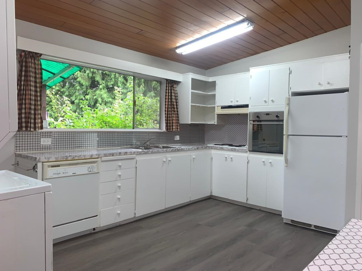 Bedroom 2 Photo of 12079 Glenhurst Street, Maple Ridge, BC