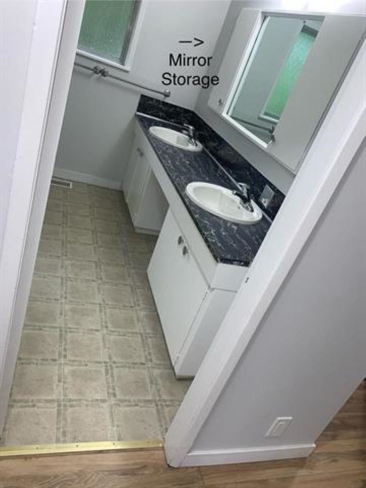 Powder Room Photo of 12079 Glenhurst Street, Maple Ridge, BC