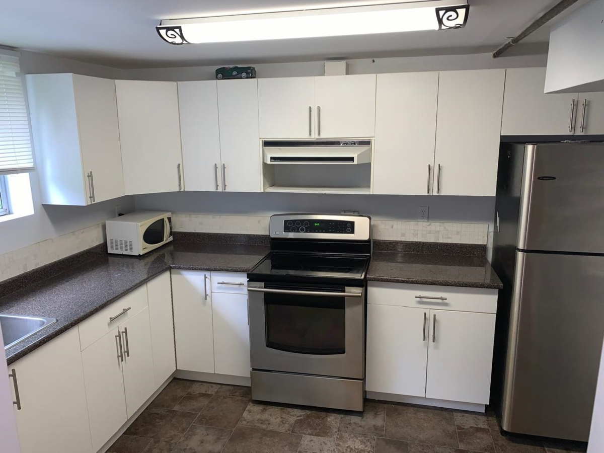 Primary Bathroom Photo of 12079 Glenhurst Street, Maple Ridge, BC