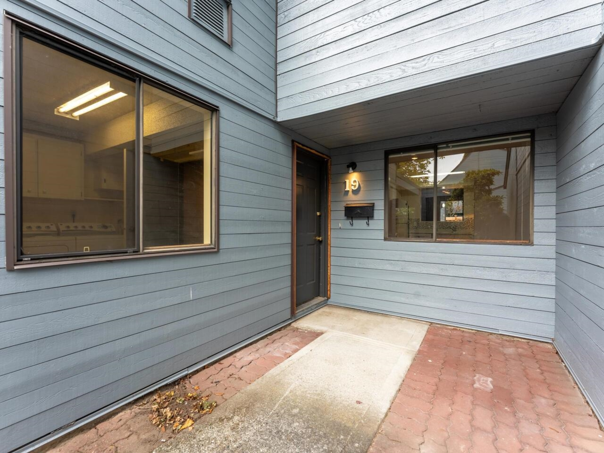 Guest Bathroom Photo of 19 3851 Blundell Road, Richmond, BC