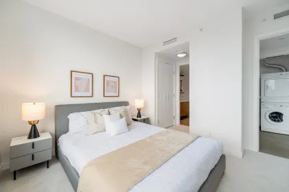 Guest Bathroom Photo of 3105 1028 Barclay Street, Vancouver, BC