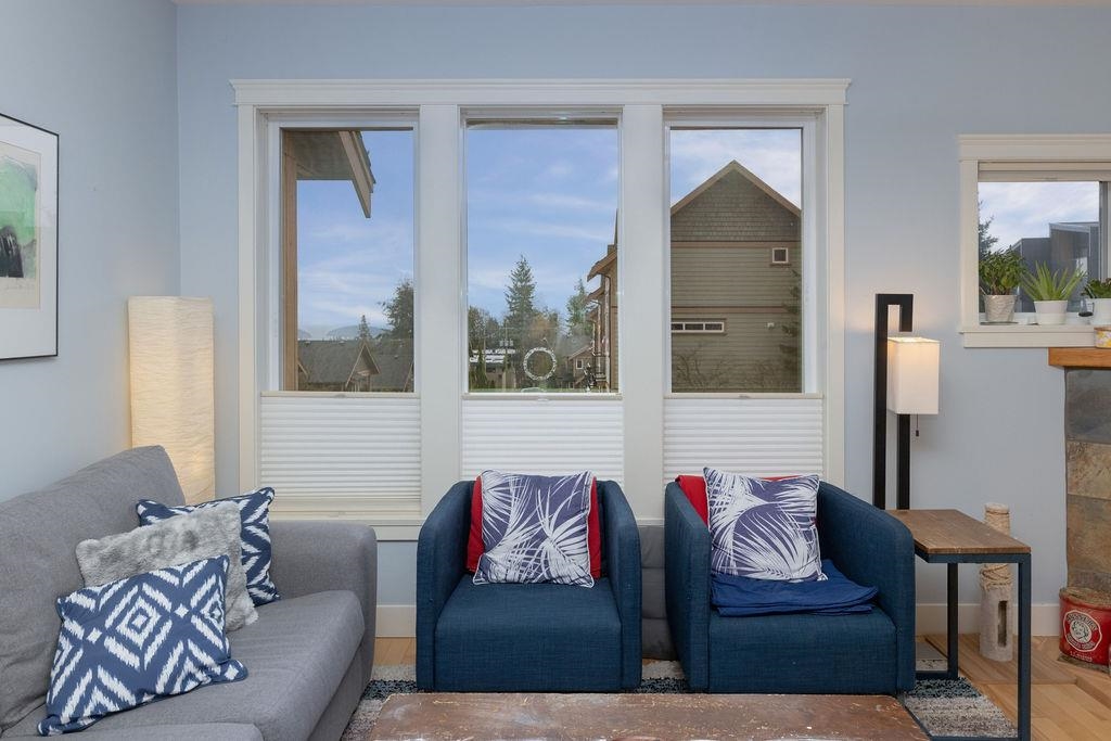 Laundry Room Photo of 14 728 Gibsons Way, Gibsons, BC