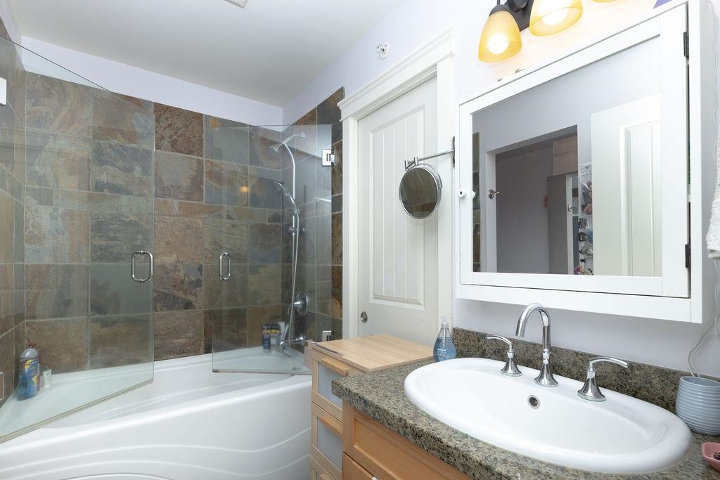 Outdoor Patio Photo of 14 728 Gibsons Way, Gibsons, BC