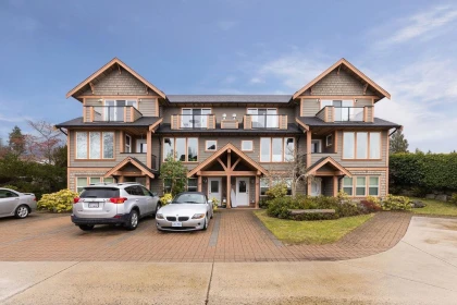 14 728 Gibsons Way, Gibsons, BC, Gibsons — Townhouse for sale